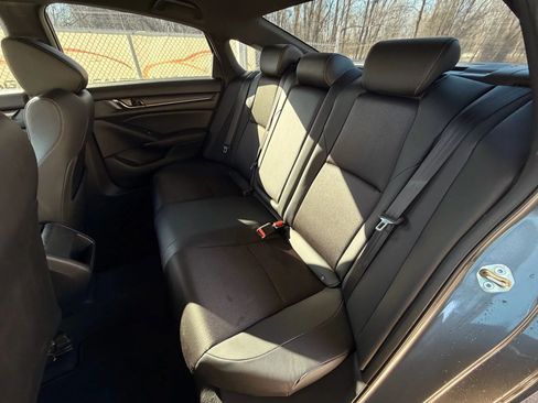 Used 2020 Honda Accord Sport image 19