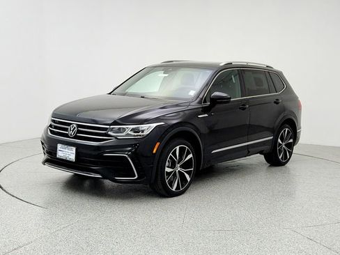 Used 2023 Volkswagen Tiguan SEL R-Line image 1
