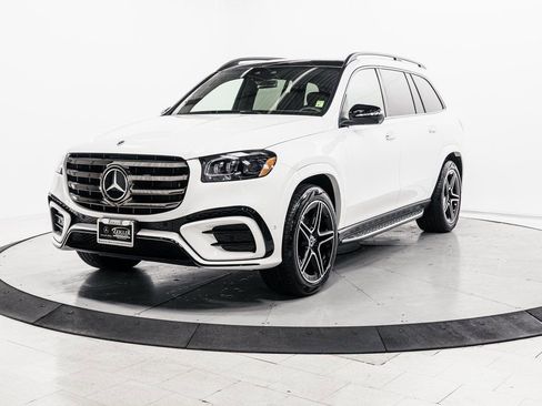Certified 2026 Mercedes-Benz GLS 450 4MATIC image 3