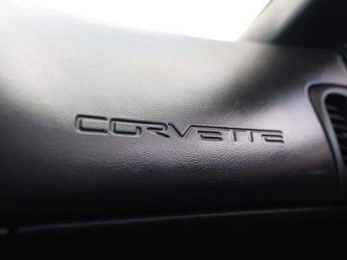 Used 2012 Chevrolet Corvette Coupe RWD image 35