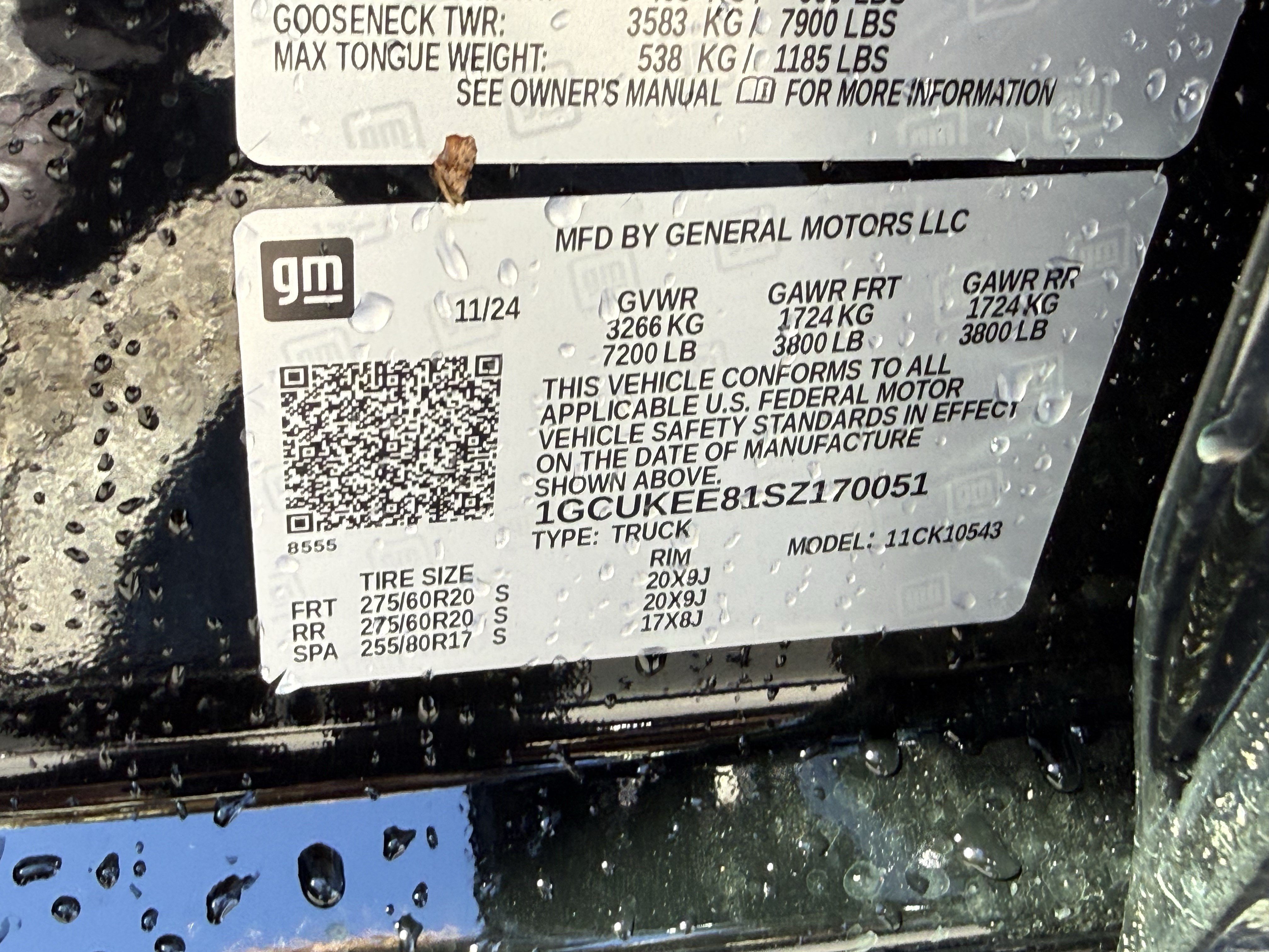 Used 2025 Chevrolet Silverado 1500 RST AWD/4WD image 17