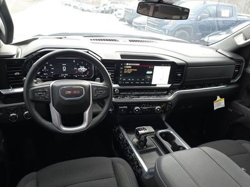 Certified 2025 GMC Sierra 1500 Elevation w/ Preferred Package image 9