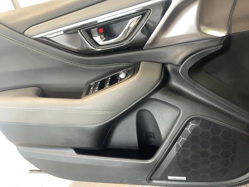 Used 2024 Subaru Outback Onyx Edition image 9