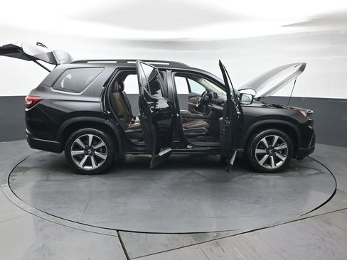 Used 2025 Honda Pilot Elite image 55