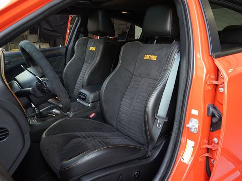 Used 2023 Dodge Charger SRT Hellcat image 3