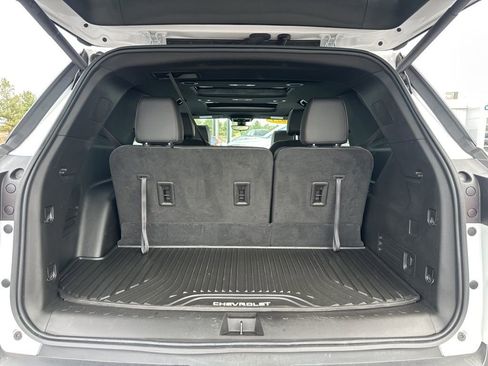 Used 2023 Chevrolet Traverse RS AWD/4WD image 15