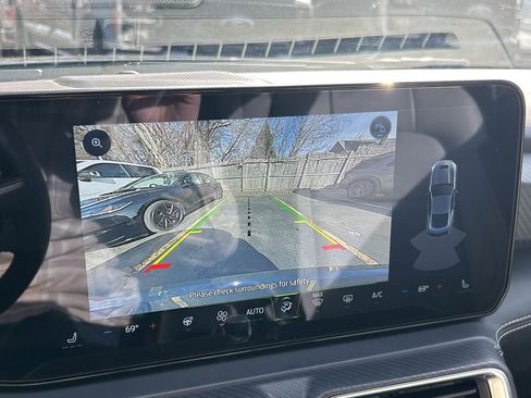 Used 2025 Ford Mustang Premium image 16