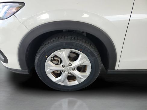 Certified 2023 Honda HR-V LX image 30