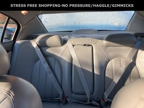 Used 2011 Buick Lucerne CXL image 24