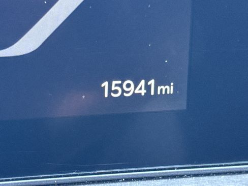 Used 2024 Kia Sorento SX AWD/4WD image 29