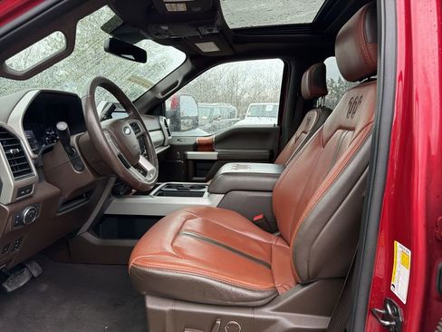 Used 2022 Ford F250 King Ranch image 2