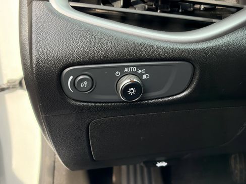 Used 2023 Chevrolet Malibu LS image 10