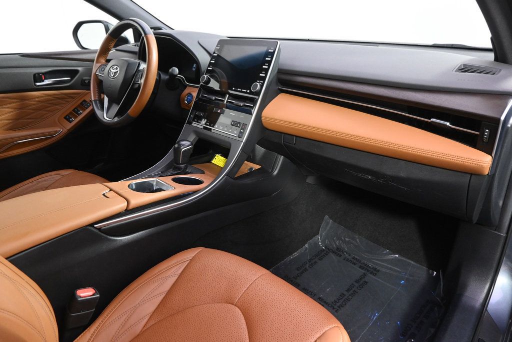 Used 2020 Toyota Avalon Limited w/ Advanced Safety Package FWD image 15