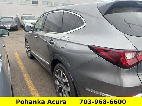 Used 2023 Acura MDX w/ Technology Package image 4