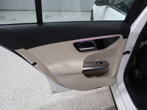 Used 2024 Mercedes-Benz C 300 4MATIC Sedan image 19