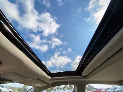 Used 2025 Honda Accord SE image 23