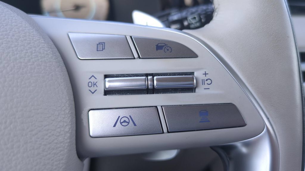 Certified 2024 Hyundai Palisade Calligraphy FWD image 22