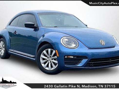 Used 2018 Volkswagen Beetle 2.0T S FWD image 1