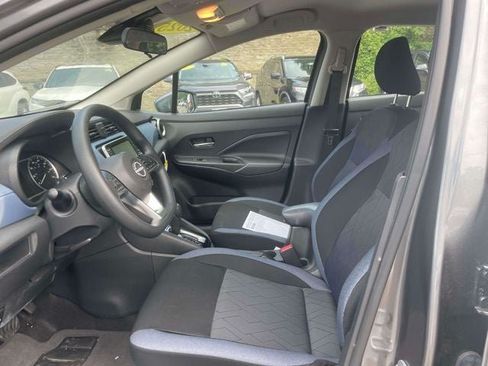 Used 2025 Nissan Versa SV w/ Trunk Package FWD image 17