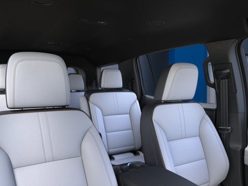 New 2026 Chevrolet Traverse High Country AWD/4WD image 24