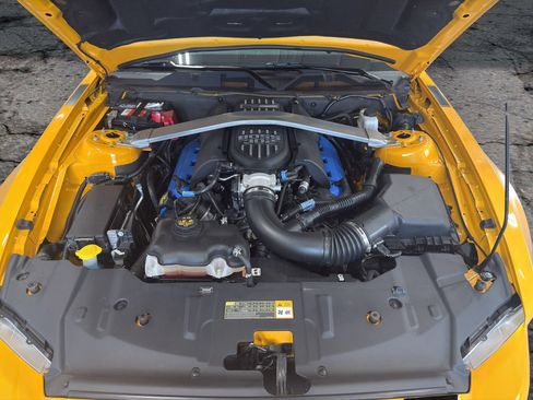 Used 2013 Ford Mustang Boss 302 RWD image 20