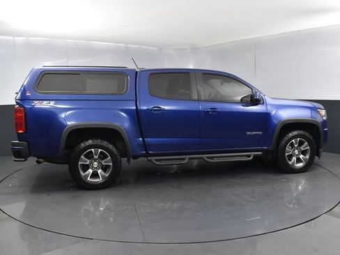 Used 2016 Chevrolet Colorado Z71 AWD/4WD image 3