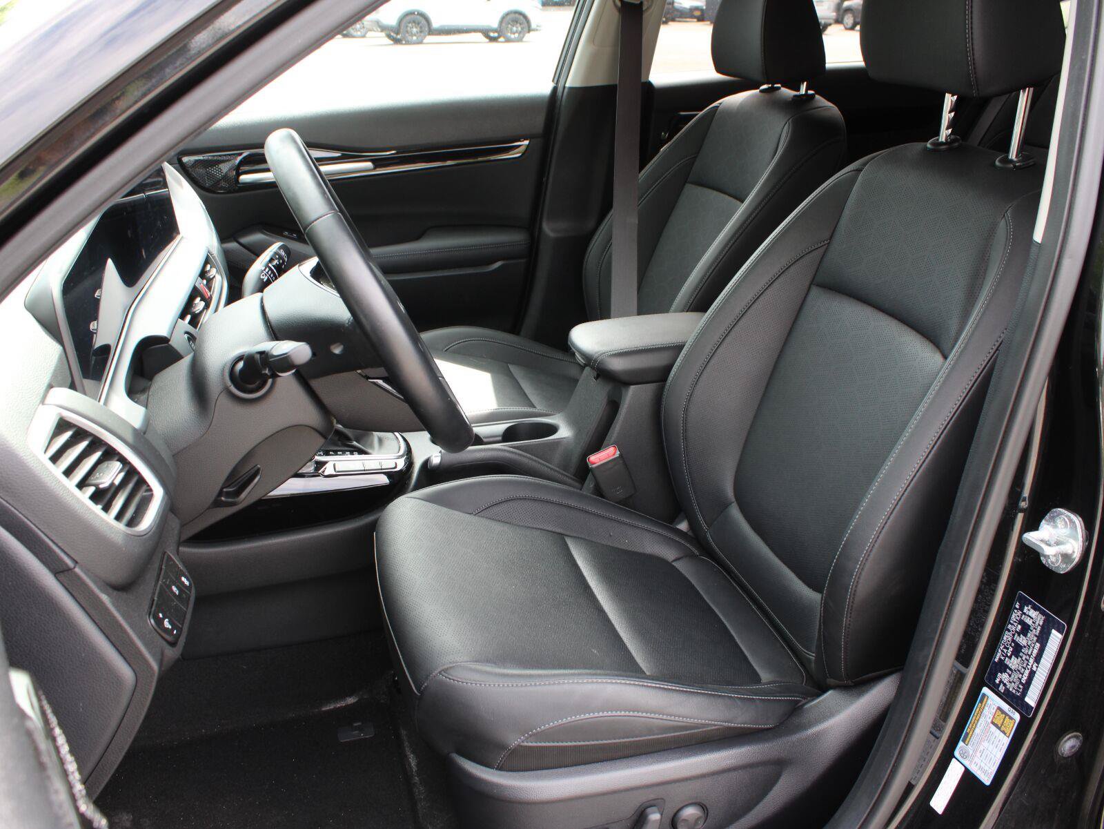 Used 2024 Kia Seltos EX AWD/4WD image 19
