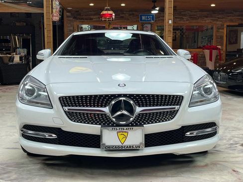 Used 2015 Mercedes-Benz SLK 250 w/ Premium Package image 2