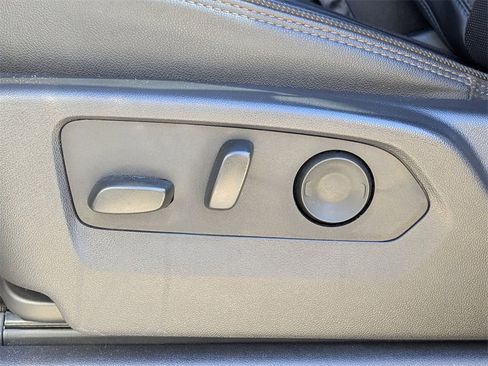 Used 2025 Chevrolet Silverado 3500 High Country w/ High Country Premium Package image 21