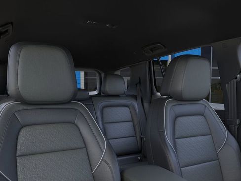 New 2026 Chevrolet Equinox LT w/ Convenience Package II FWD image 25