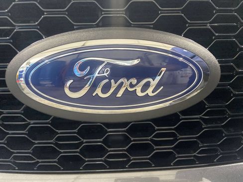 Used 2019 Ford F150 XL w/ Equipment Group 101A Mid AWD/4WD image 29