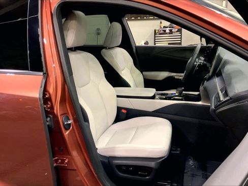 Certified 2025 Lexus RX 350 Premium image 8