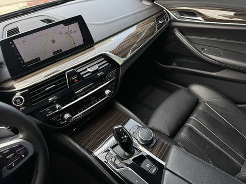 Used 2017 BMW 530i image 16