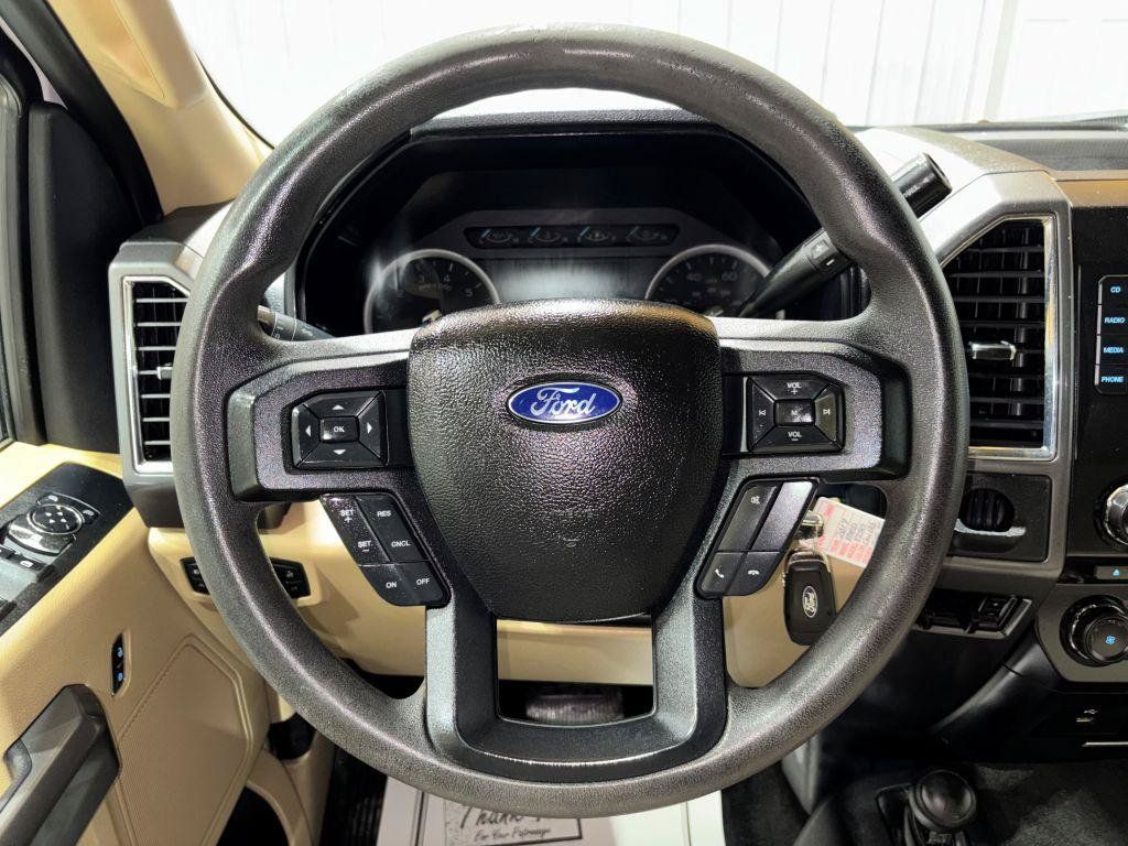 Used 2017 Ford F250 XLT w/ XLT Value Package AWD/4WD image 18