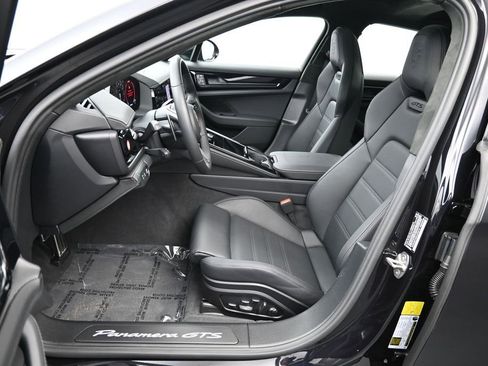 Certified 2026 Porsche Panamera GTS AWD/4WD image 9