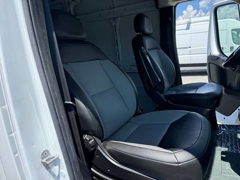 Used 2023 RAM ProMaster 3500 FWD image 18
