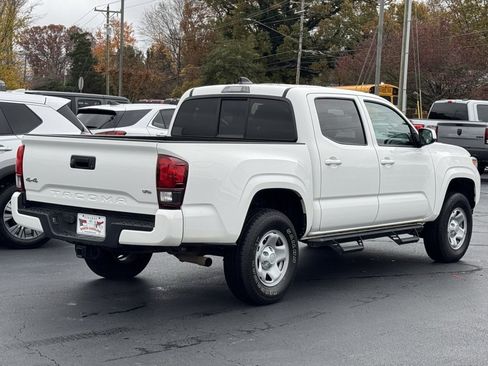 Used 2023 Toyota Tacoma SR image 14