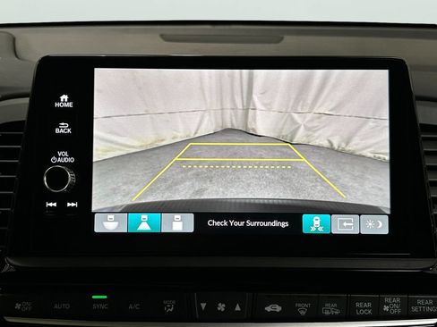 Used 2026 Honda Odyssey Touring image 19