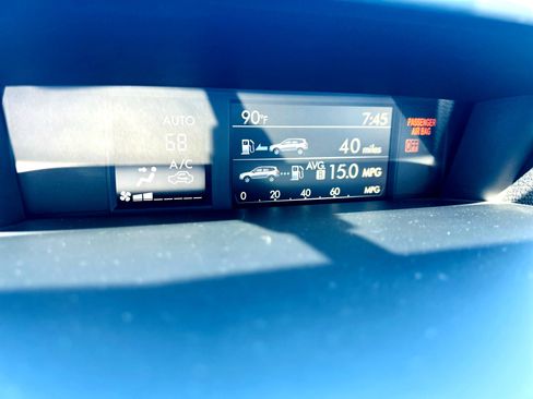 Used 2017 Subaru Forester 2.5i Premium w/ All-Weather Package image 31