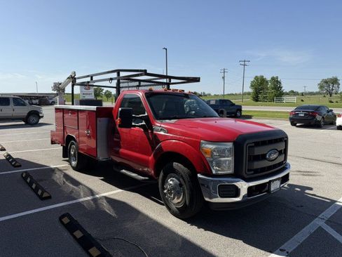 Used 2015 Ford F350 XL w/ Power Equipment Group image 3