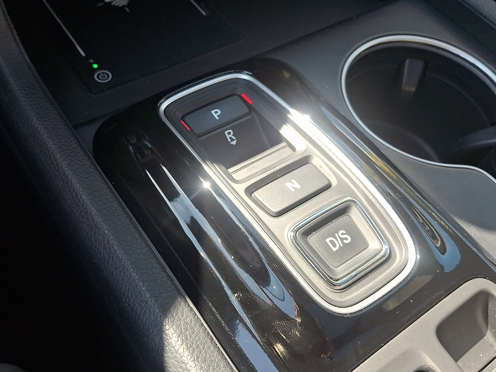 Used 2025 Honda Pilot Touring image 15