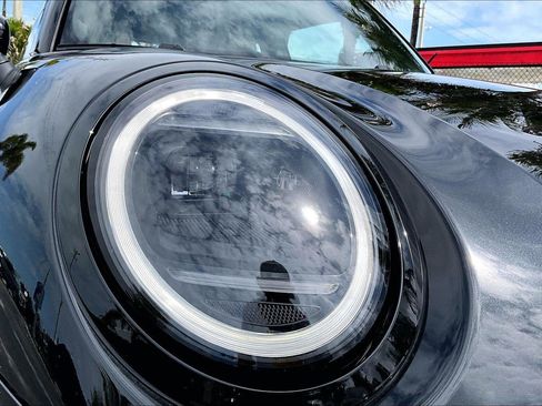 Used 2025 MINI Cooper S image 34