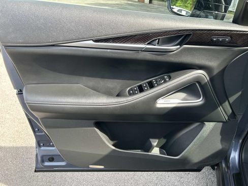 Used 2023 INFINITI QX60 Sensory w/ Cargo Package AWD/4WD image 31