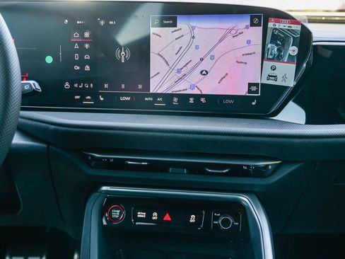 New 2025 Audi SQ5 Premium Plus image 13