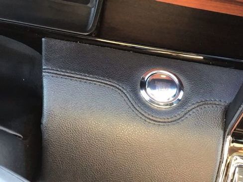 Used 2024 Lincoln Navigator Reserve image 21