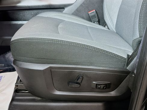 Used 2019 RAM 2500 Big Horn image 18