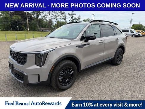 Used 2025 Kia Sorento SX Prestige w/ Olive Brown Leather Package AWD/4WD image 3