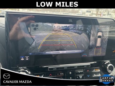 Used 2022 Toyota Highlander Limited image 13