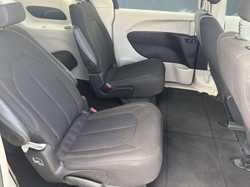 Used 2024 Chrysler Voyager LX FWD image 29