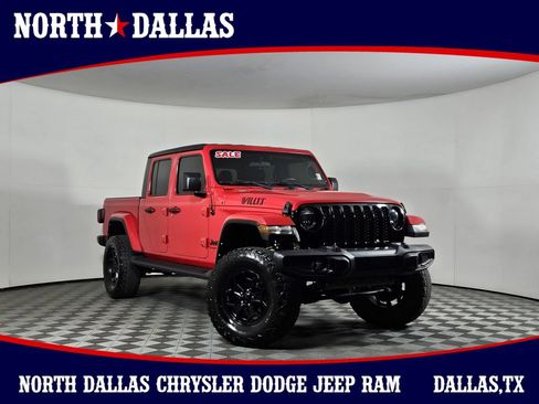 Used 2022 Jeep Gladiator Sport AWD/4WD image 1